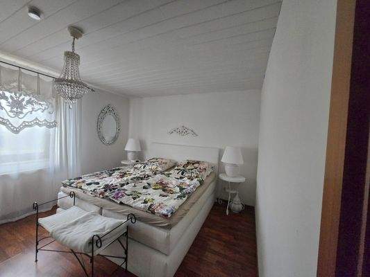Schlafzimmer-EG