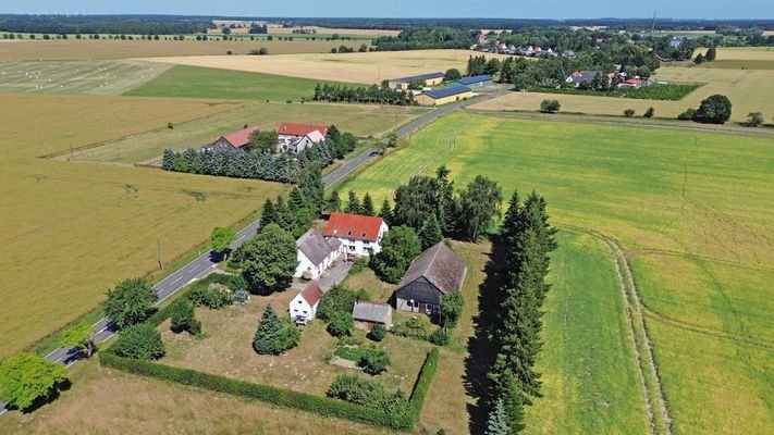 Blick über das Grundstück
