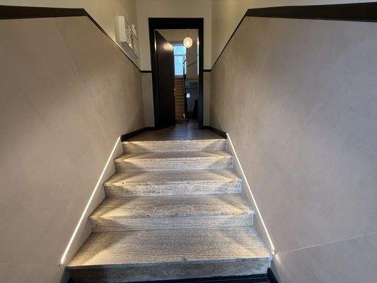 Treppe zur Wohnung
