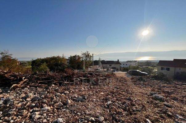 2.200 m² großes Baugrundstück