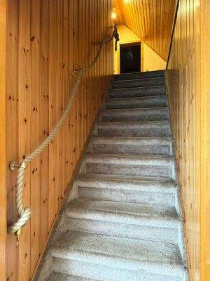 Treppenaufgang in das DG