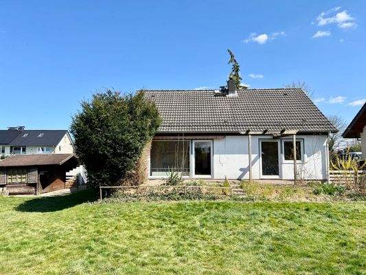 Hausansicht vom Garten