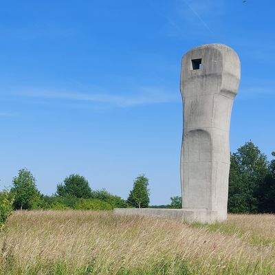 Skulptur von Eduardo Chilida, ehem. Raketenstation