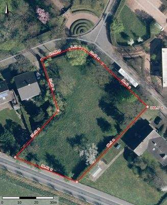 Luftbild mit ca. Außenmaßen