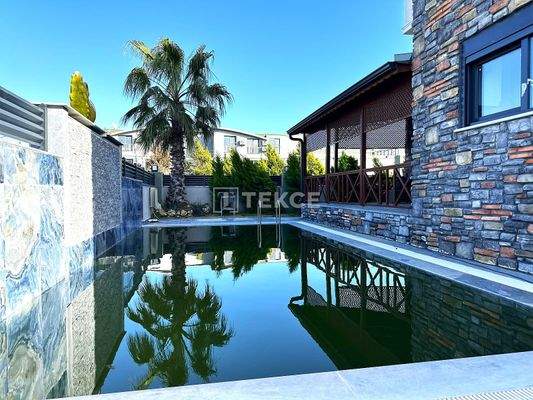 4-Bedroom Detached Villa with Pool in Belek Antalya