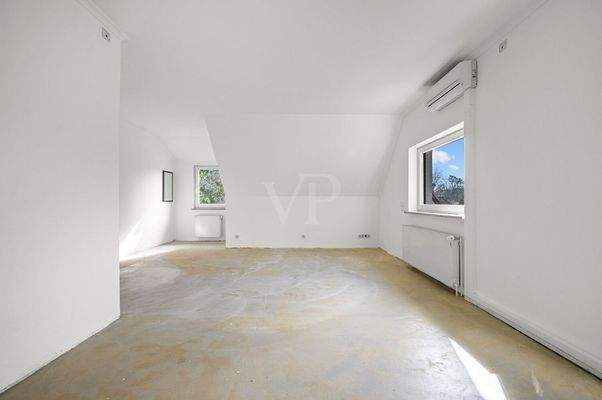 rieseiges Schlafzimmer im DG mit Klimaanlage