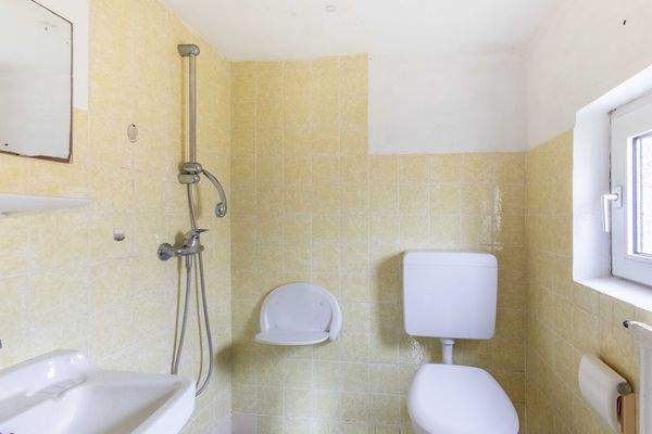 Duschbad im Erdgeschoss