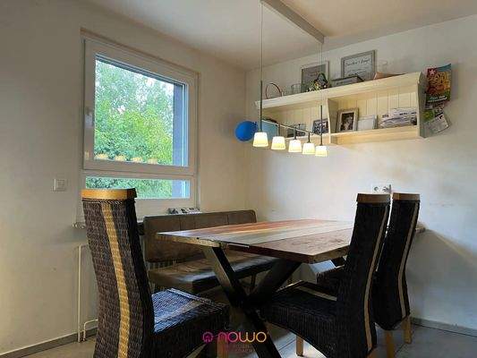 ..mit Essecke! Viel Platz für die Familie.