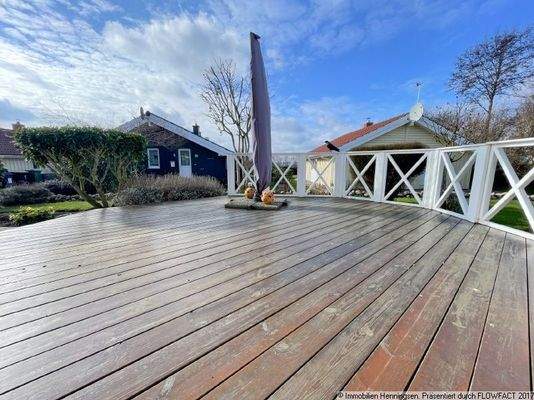 Südwest-Terrasse im Frühling1