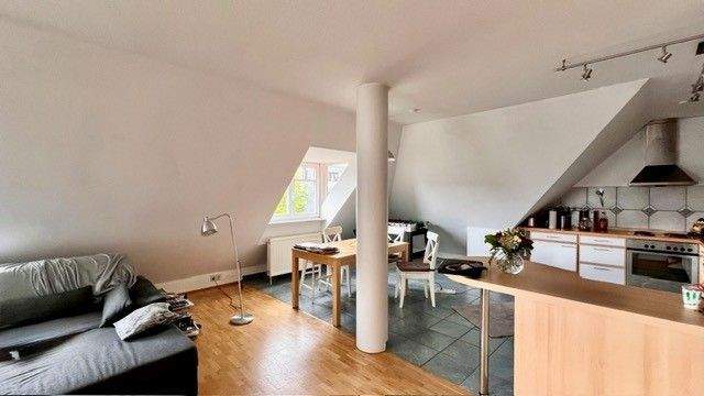 Küche mit Essbereich.jpg