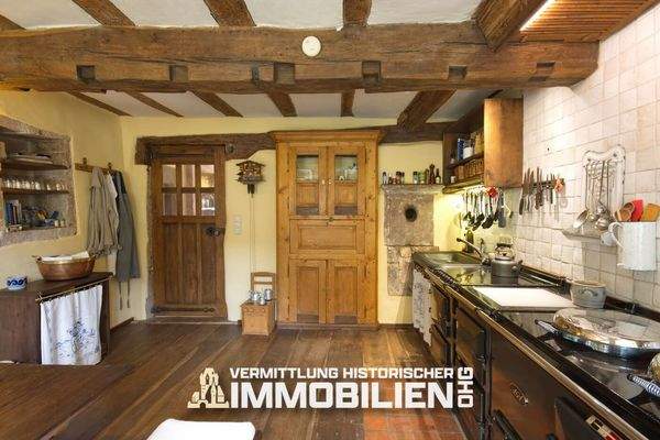 landhaus-eifel-alleinlage-erdgeschoss-kueche