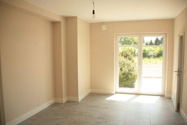 Geräumiges Schlafzimmer mit eigenem Bad