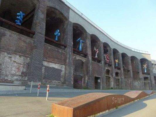 Westpark mit Jahrhunderthalle,