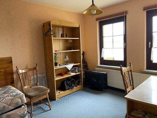 Kinderzimmer im Obergeschoss mit....