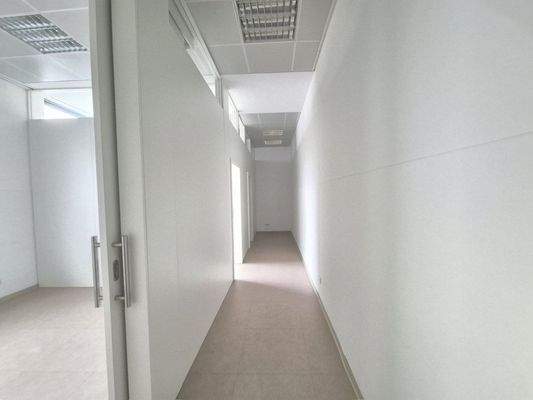 Flur Behandlungsräume