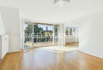 Wohnen mit Zugang zum Balkon