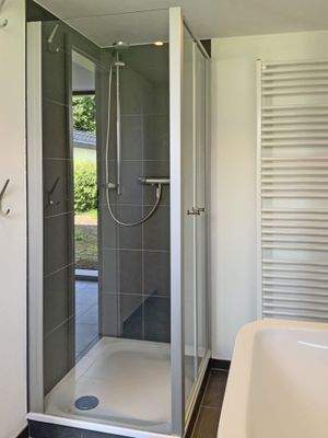 3076075l Badezimmer Untergeschoss