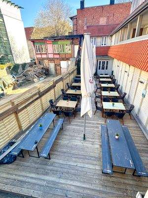 Terrasse Gewerbeeinheit