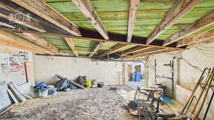 CAM01984G0-PR0457-STILL018