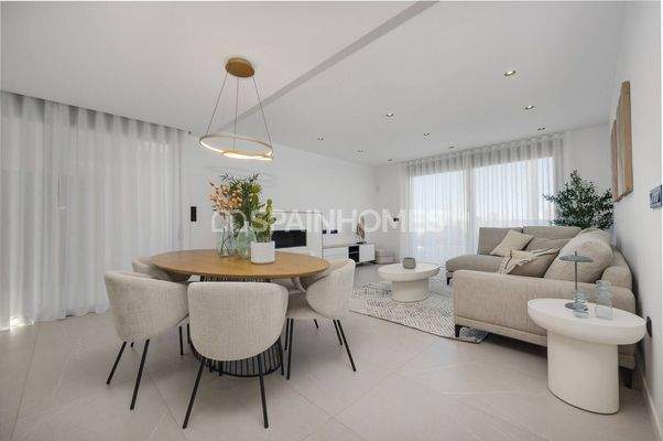 Stylish One-Story Houses with Breathtaking Views in Torrevieja