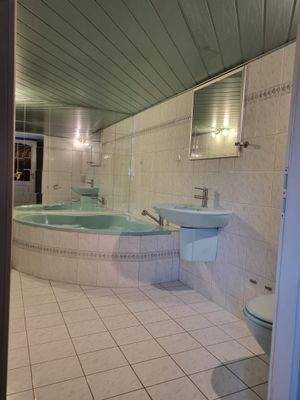 Martensdorf EG Bad 2.jpg