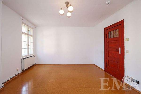 Blick ins Wohnzimmer