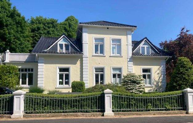 Villa | Straßenfront