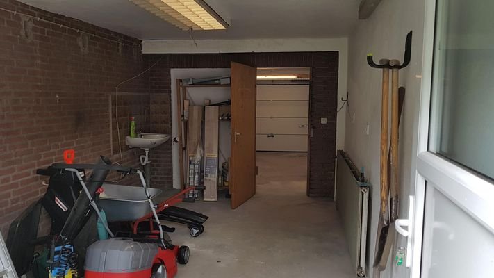30_Garage_hinten