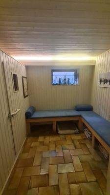 Ruheraum zur Sauna (2)