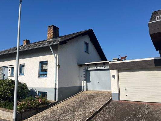 Seitenansicht rechts.jpg