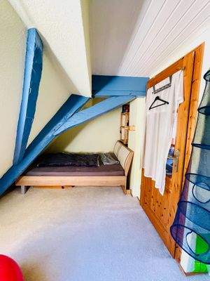 Innen_DG_Zimmer Balkenwerk.jpeg