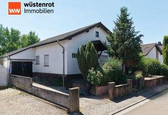Hausfront 1