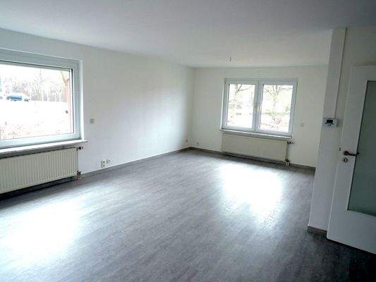 Großes Wohn-/Esszimmer