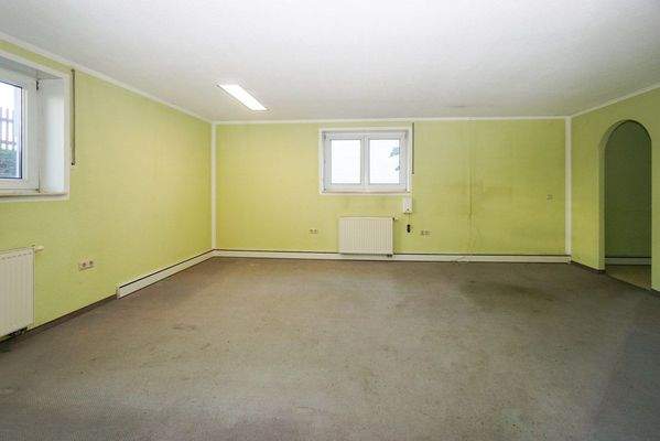 Wohnzimmer (Souterrain)