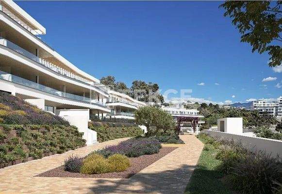 Apartments in Estepona with a Communal Swimming Pool