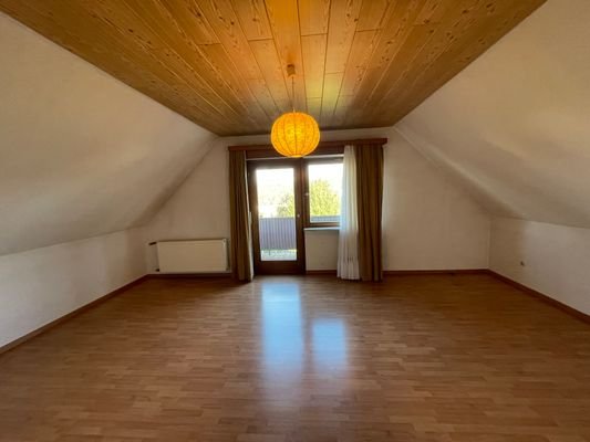 Schlafzimmer mit Balkon