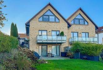 1. Doppelhaushälfte links.jpg