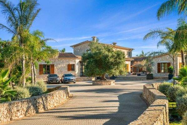 Beeindruckende rustikale Finca zum Verkauf im Herzen von Mallorca.