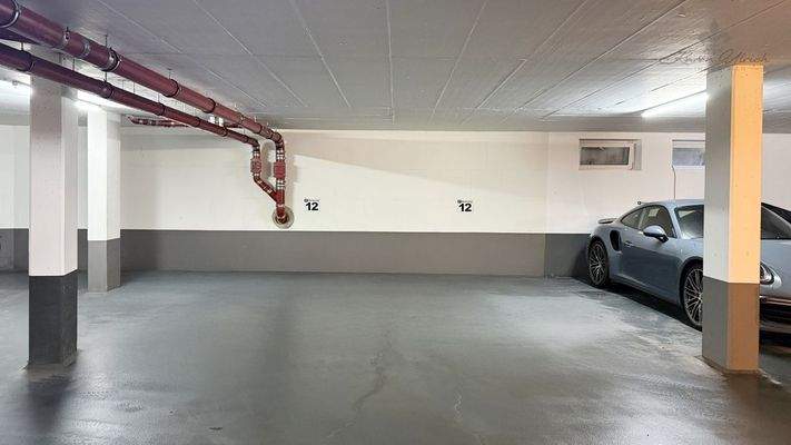Tiefgarage 2 Stellplätze