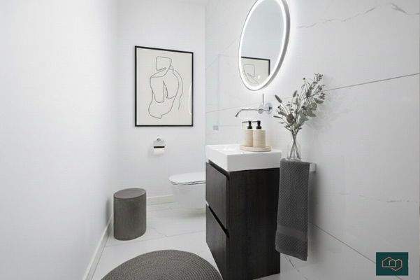 Gäste WC, animiert mit KI