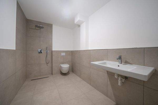 Duschbad im Erdgeschoss