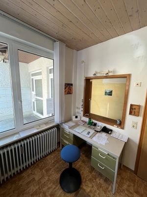 große Einheit - Büro.jpg