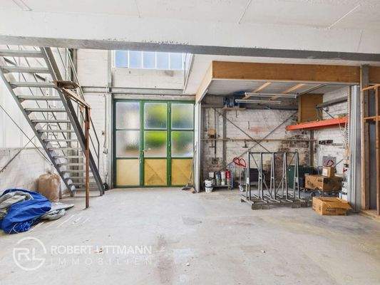 Gewerbeeinheit Halle