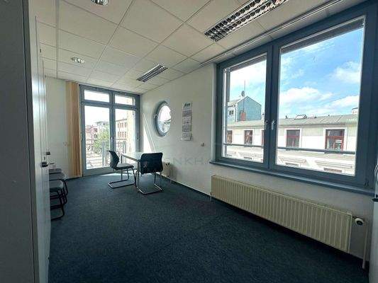 Büro 3. OG - 302