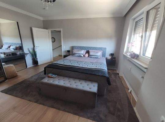 Elternschlafzimmer Bild 2