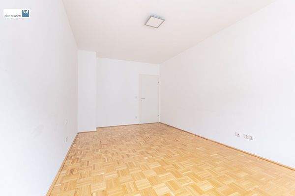 Schlafzimmer (ca. 16,50 qm)