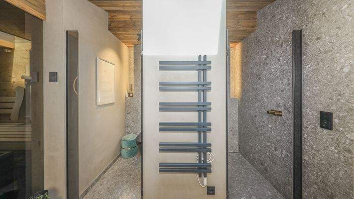 KITZIMMO-Luxus-Penthouse in sonniger Toplage kaufen - Immobilien Kirchberg.