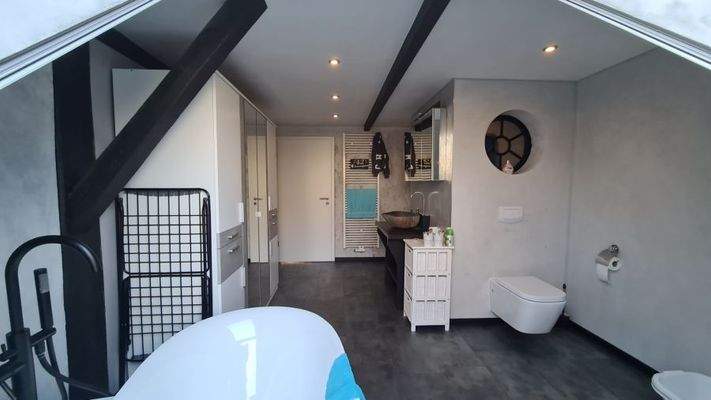 Bad OG Einliegerwohnung