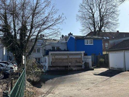 Stadthaus 1 - Rückansicht m. Garagen