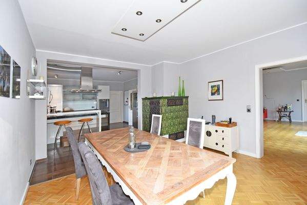 als moderne Wohnküche